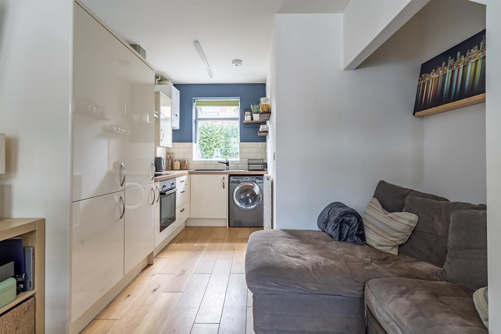 Property photo 3 of 14 4-Untitled-241-Hdr.Jpg