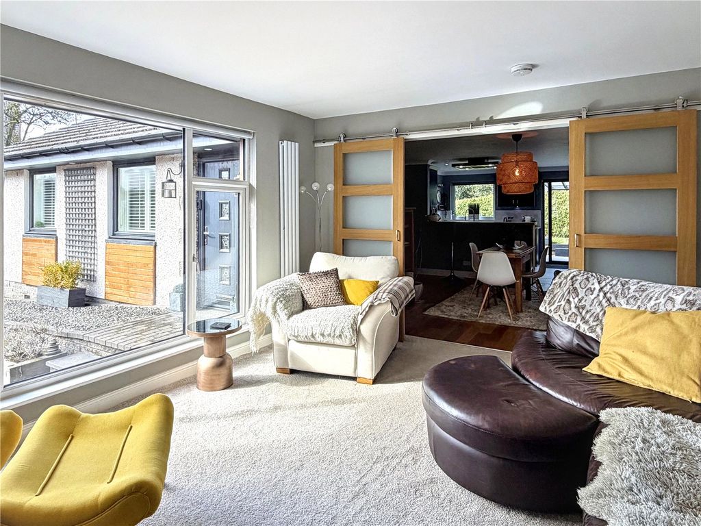 Property photo 3 of 25 Picture No. 02