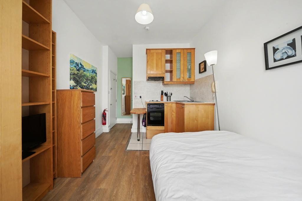 Property photo 3 of 8