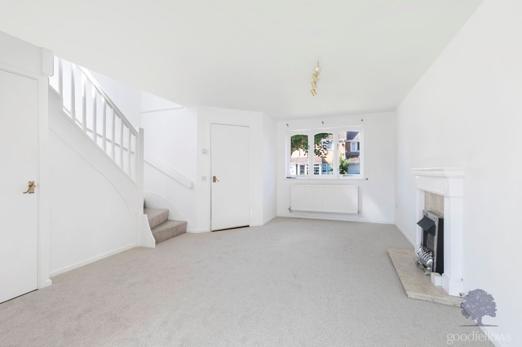 Property photo 2 of 11 Picture No. 18