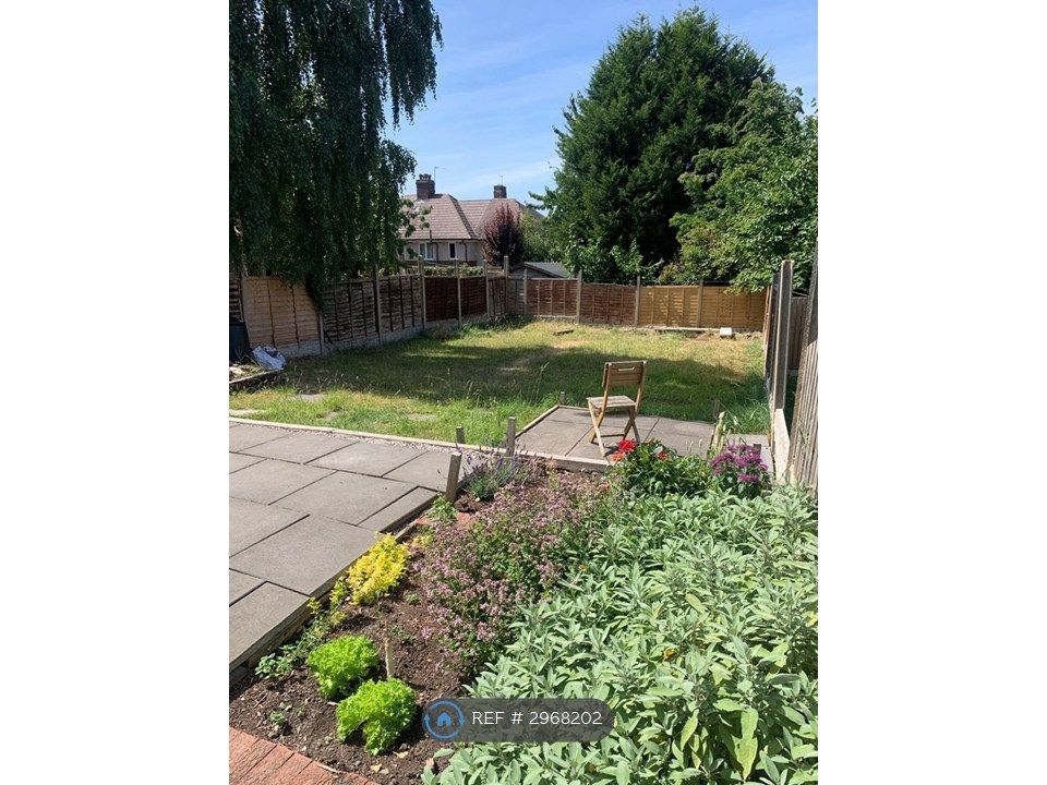 Property photo 3 of 25