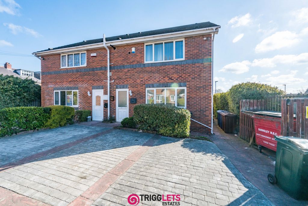 Property photo 1 of 7
