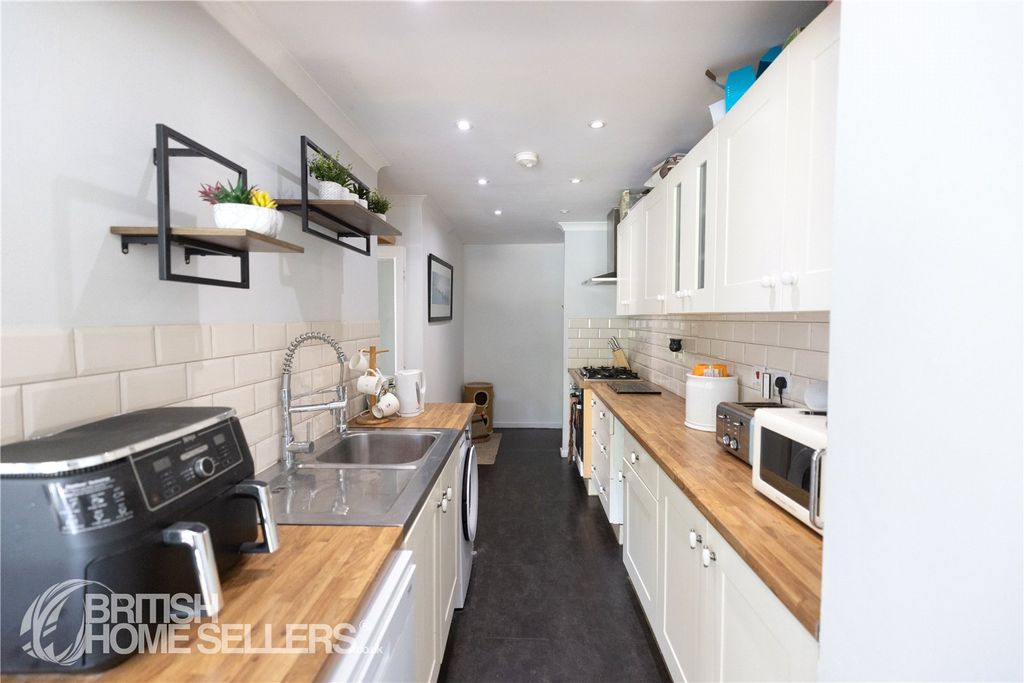 Property photo 2 of 13 Picture No. 09