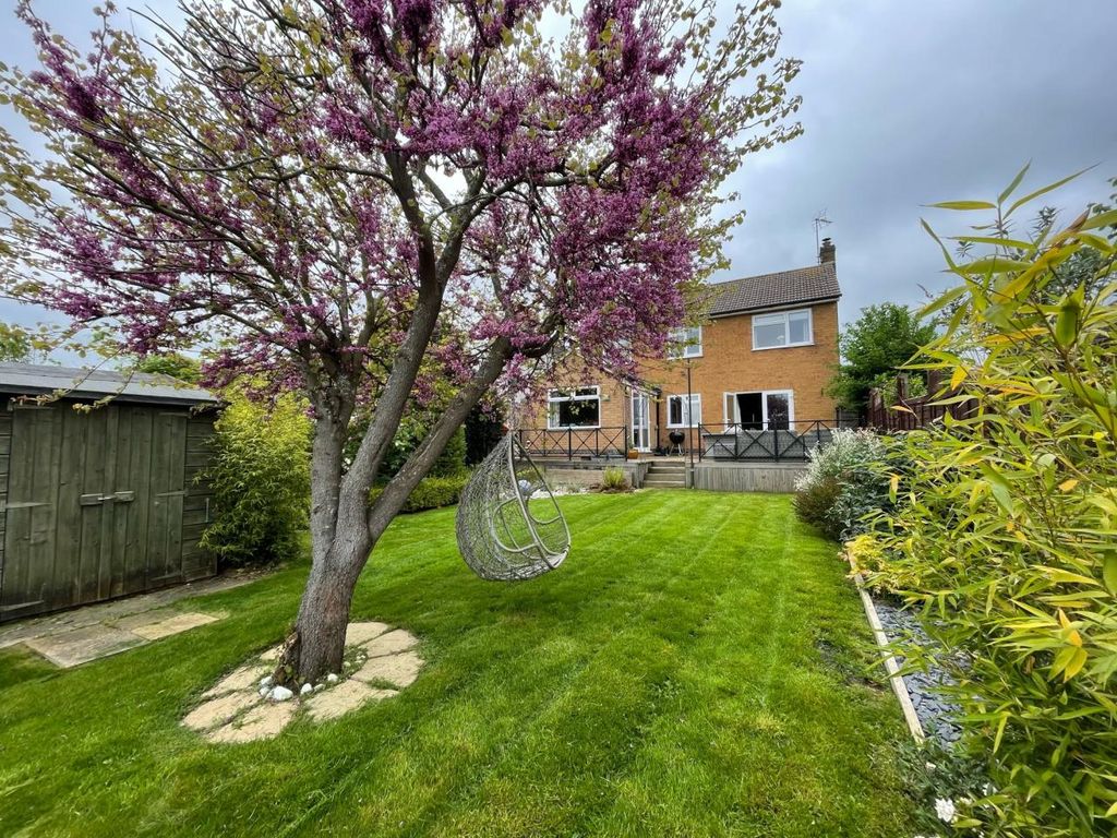 Property photo 2 of 22