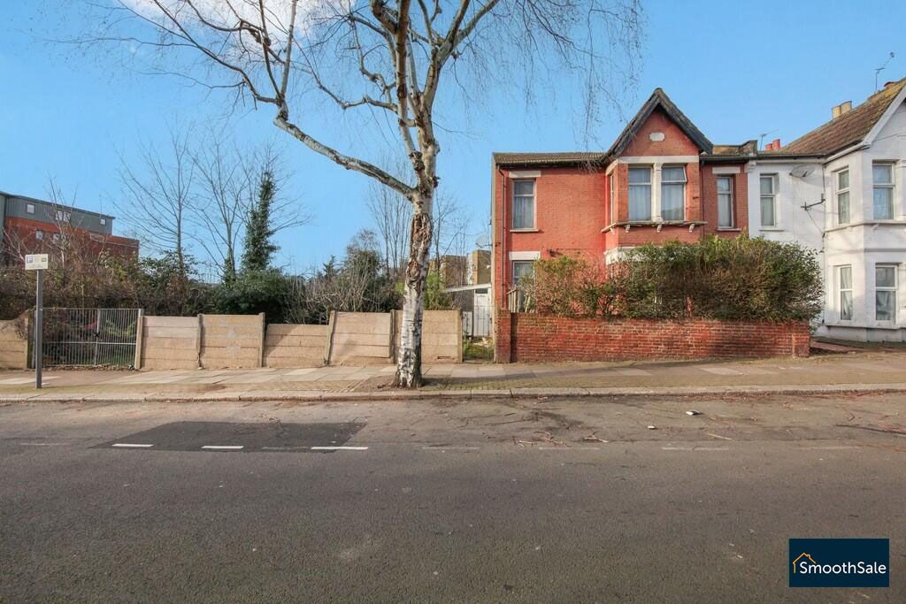 Property photo 2 of 15
