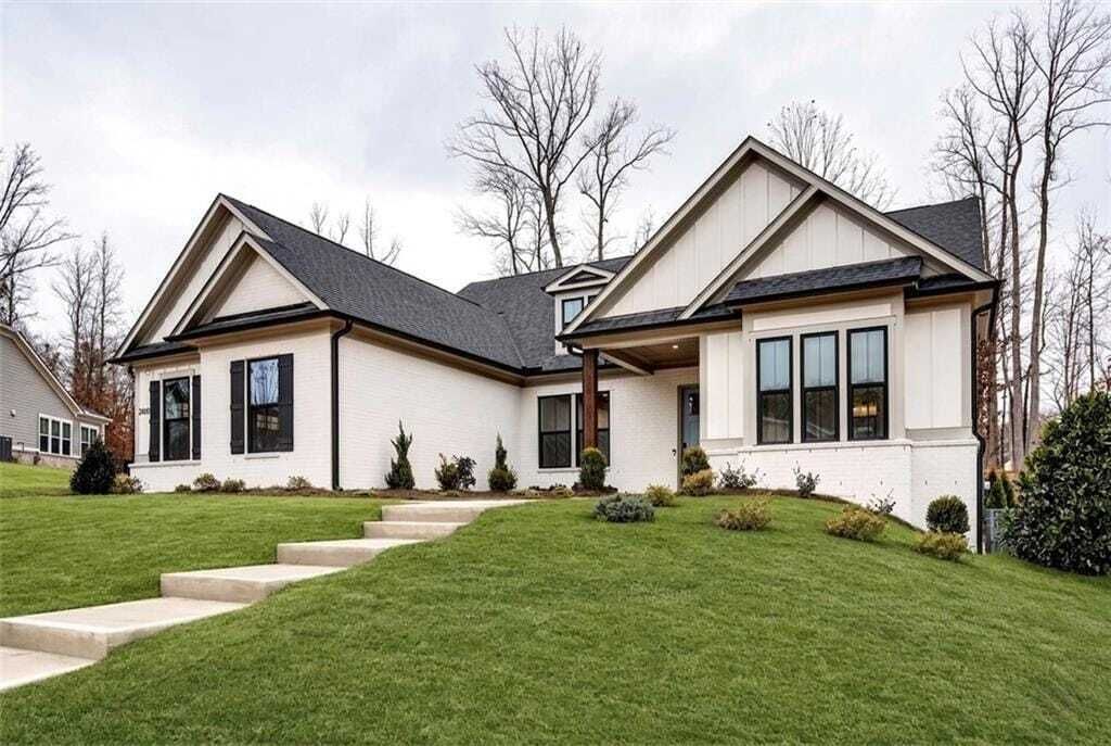Property photo 1 of 4