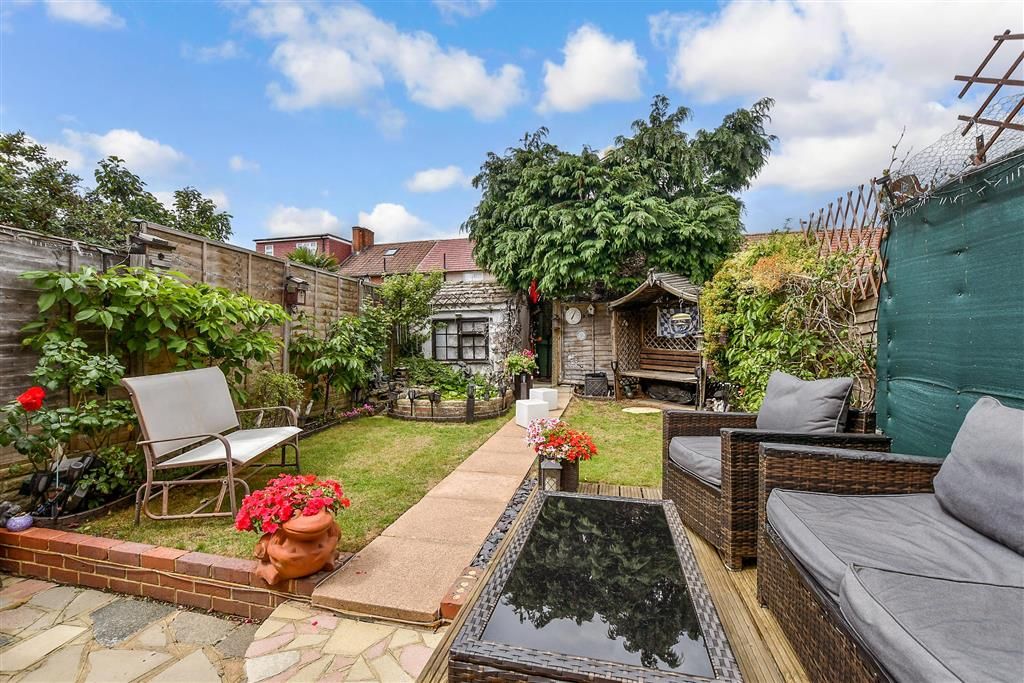 Property photo 2 of 8 Rear Garden