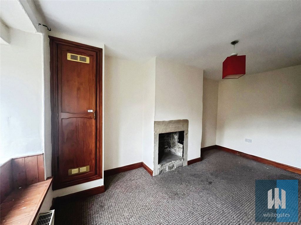 Property photo 3 of 12 Picture No. 18