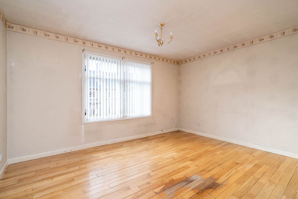 Property photo 2 of 19 Property Image 2