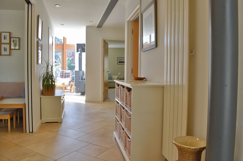 Property photo 3 of 19 Hall