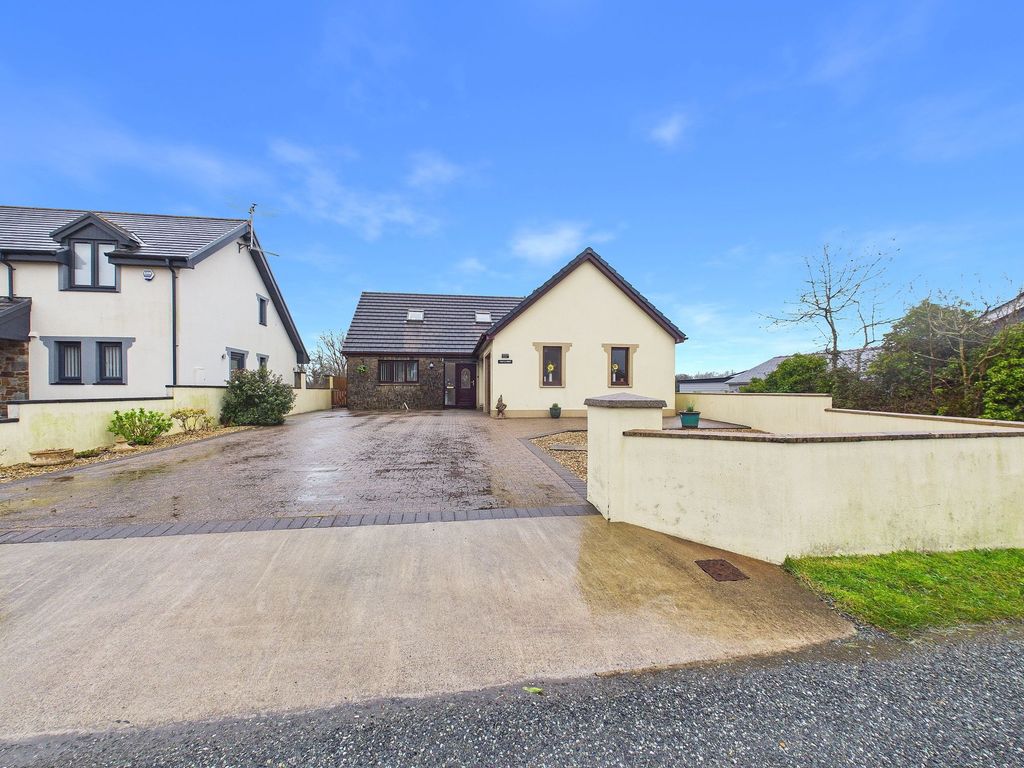 Property photo 1 of 25