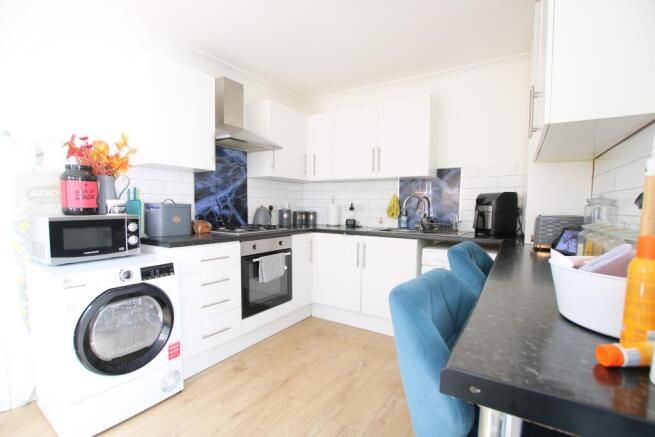 Property photo 2 of 8 Image