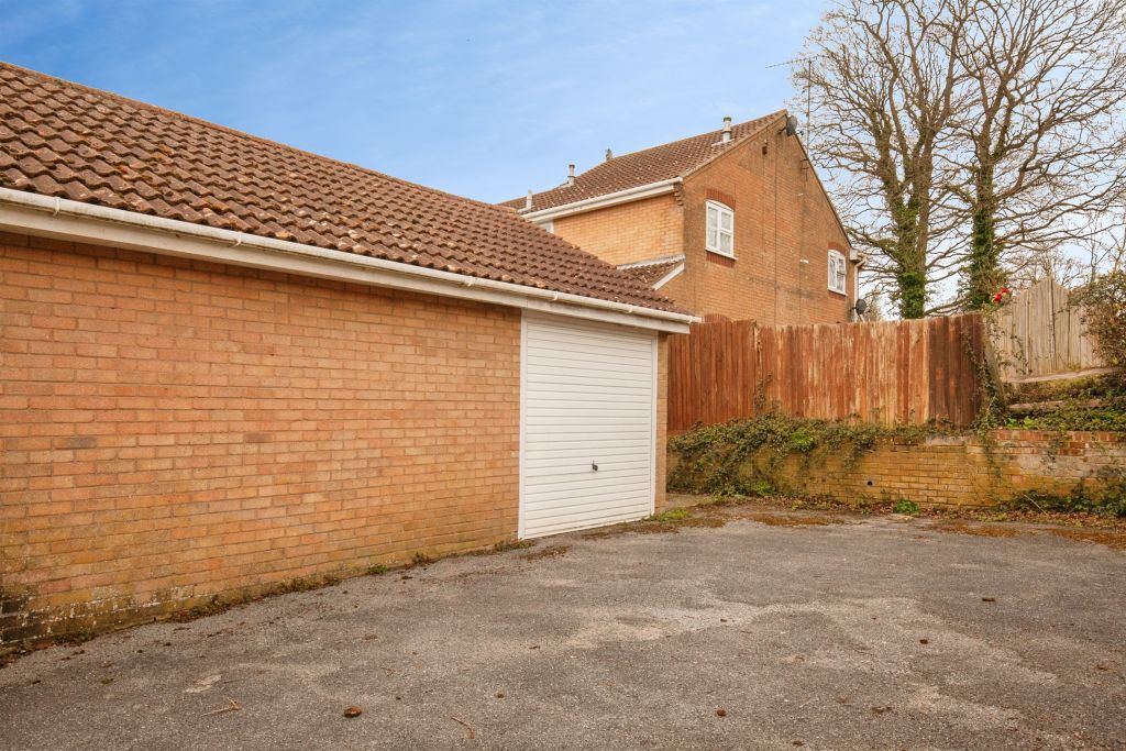 Property photo 3 of 10