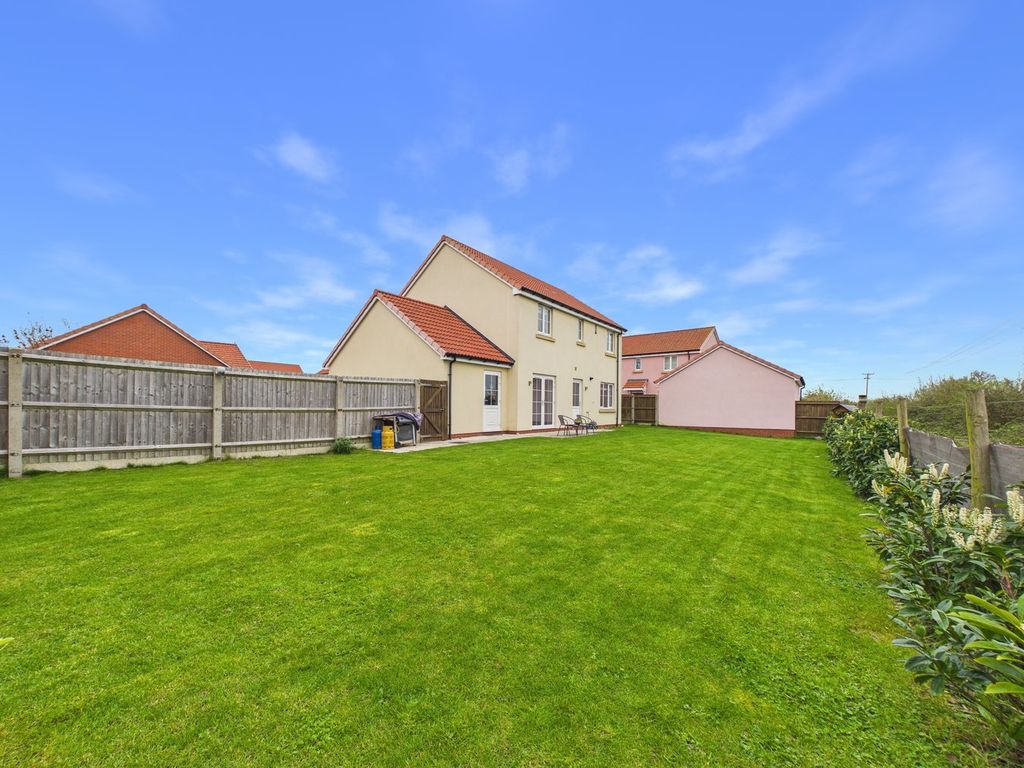 Property photo 2 of 24