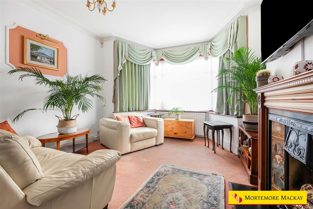 Property photo 3 of 20 15_66901_Watermarked.Jpg