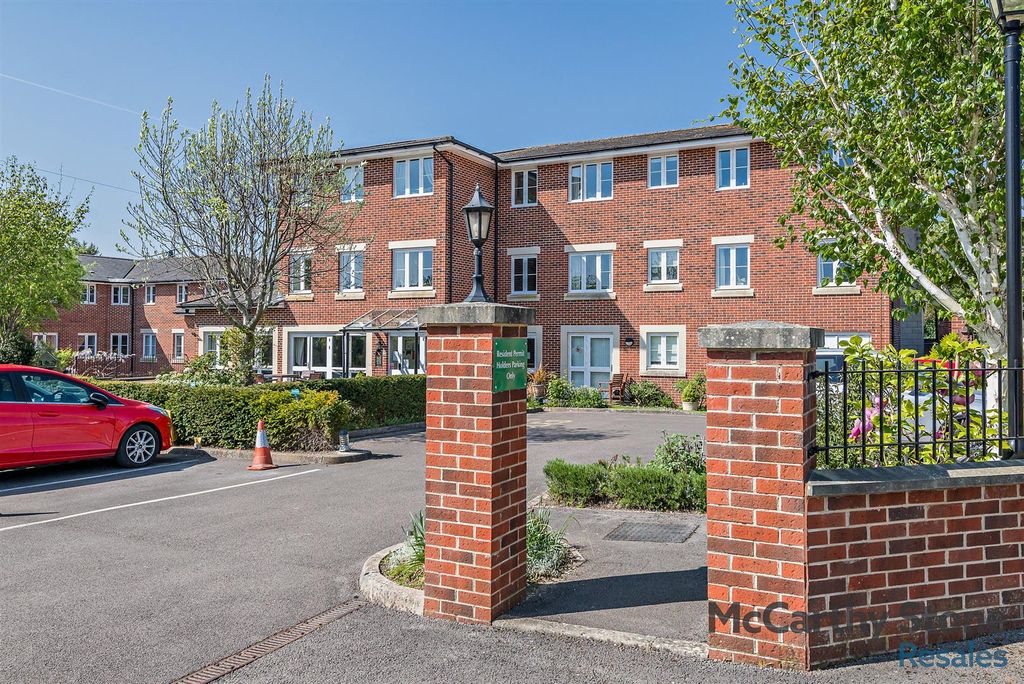 Property photo 1 of 19 Imber Court