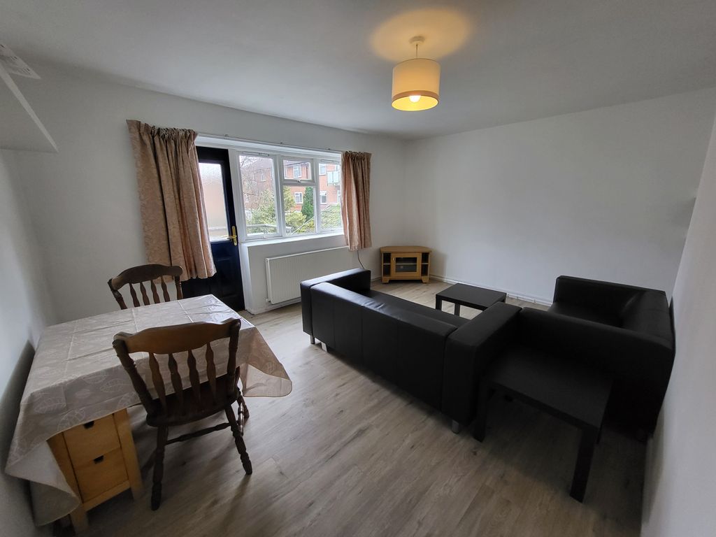 Property photo 2 of 14 Gallery