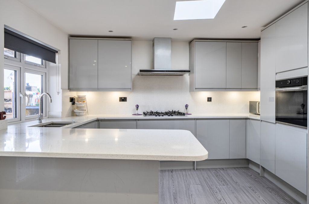 Property photo 2 of 13 1433430-6-69c1482975d6F