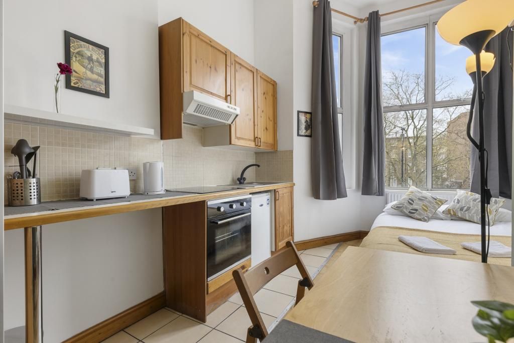 Property photo 3 of 9 Gallery