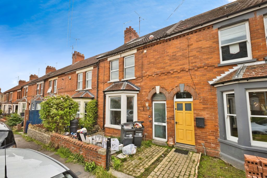 Property photo 1 of 17