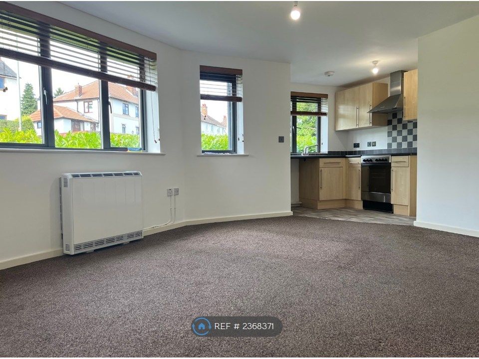 Property photo 1 of 9 3 Bed Flat With Open Plan Living Space.