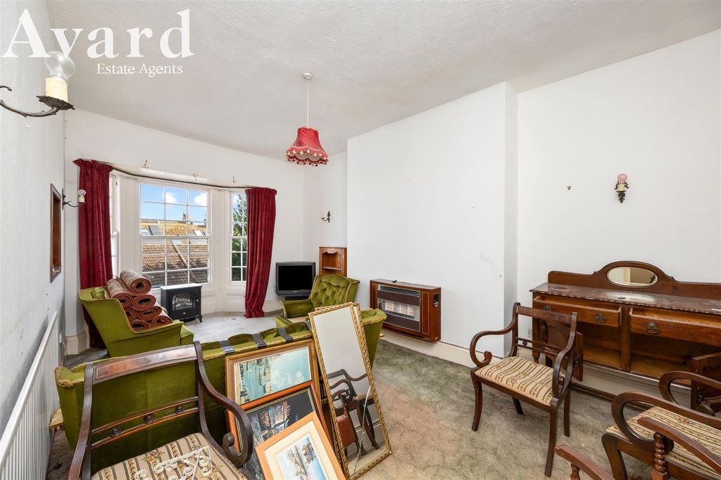 Property photo 3 of 20 Sudeley Place 14, Flat 4-003.Jpg
