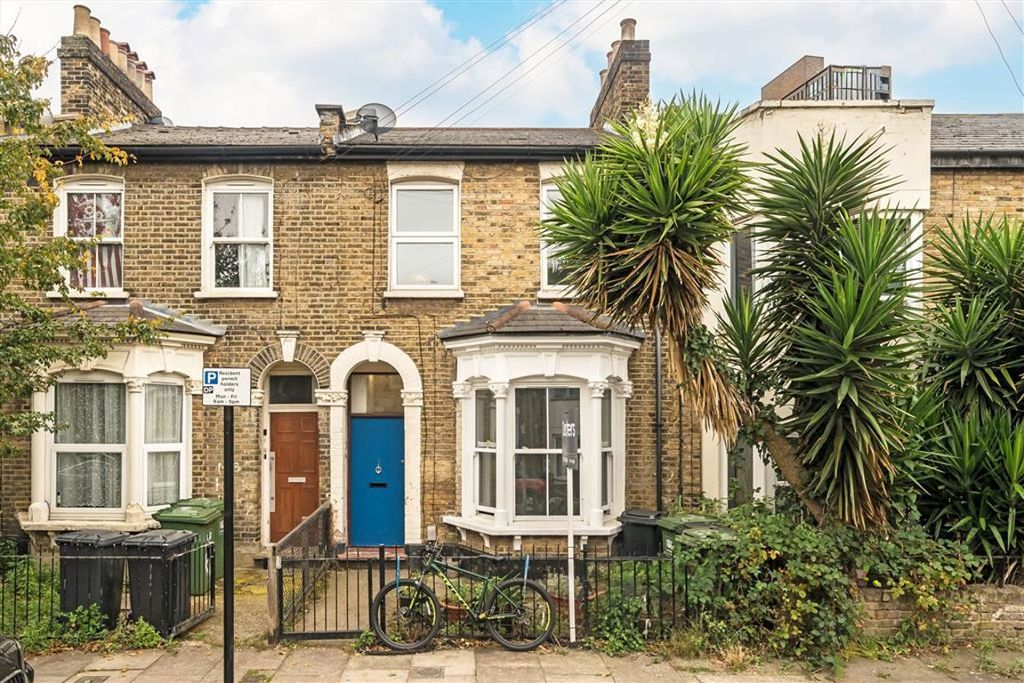 Property photo 1 of 7