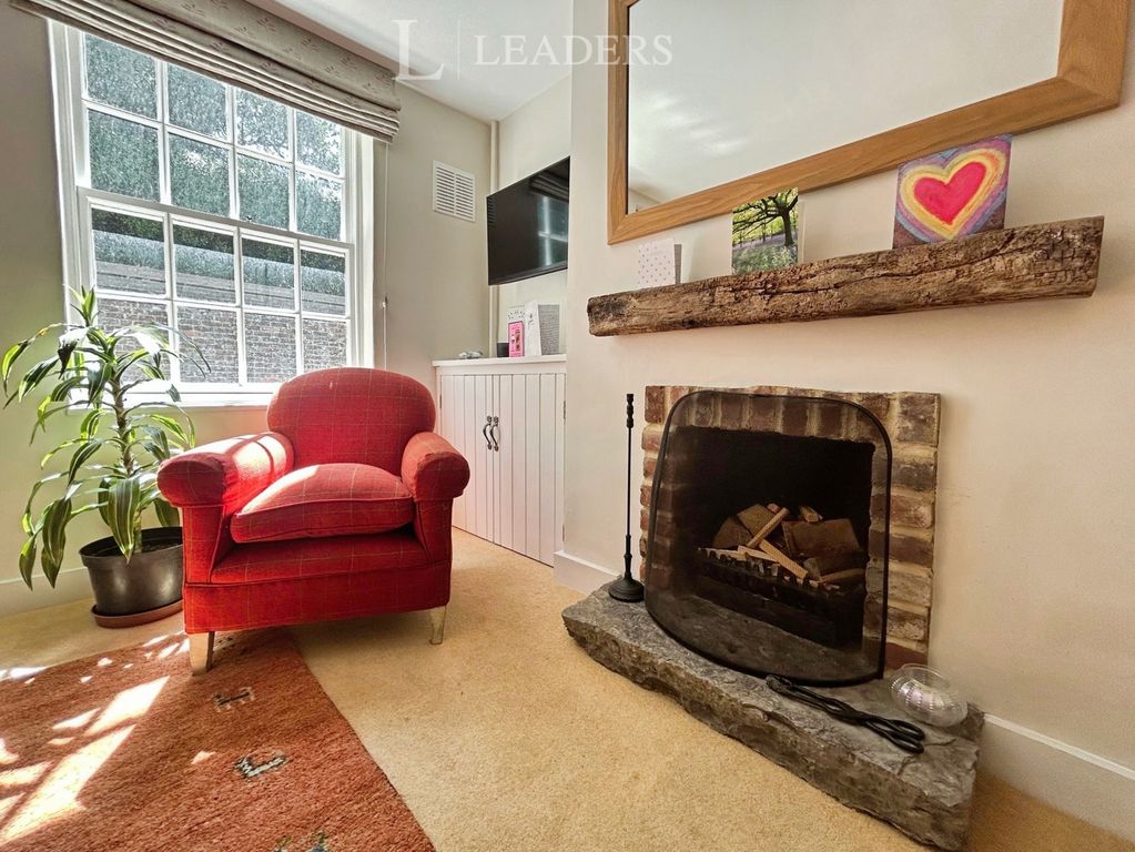 Property photo 2 of 16 Pbox-Img.Jpg
