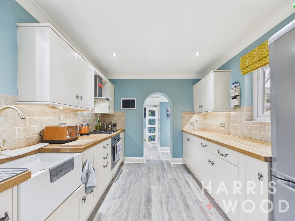 Property photo 2 of 28 5395275