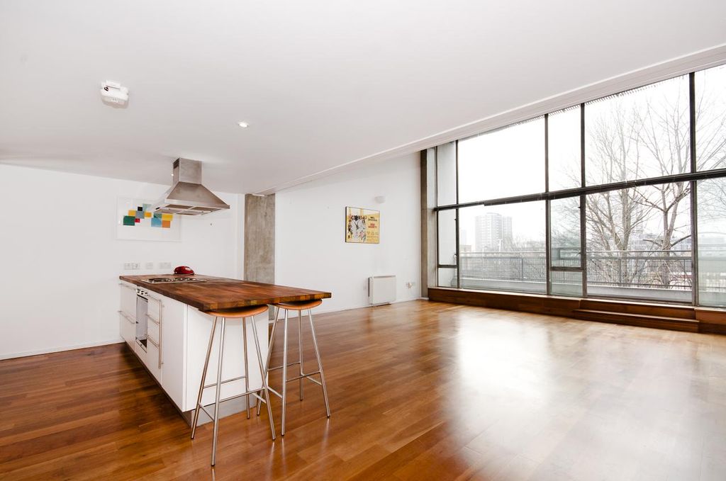 Property photo 3 of 9