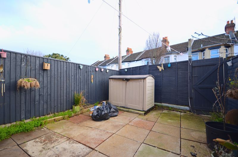 Property photo 2 of 17 Photo 13