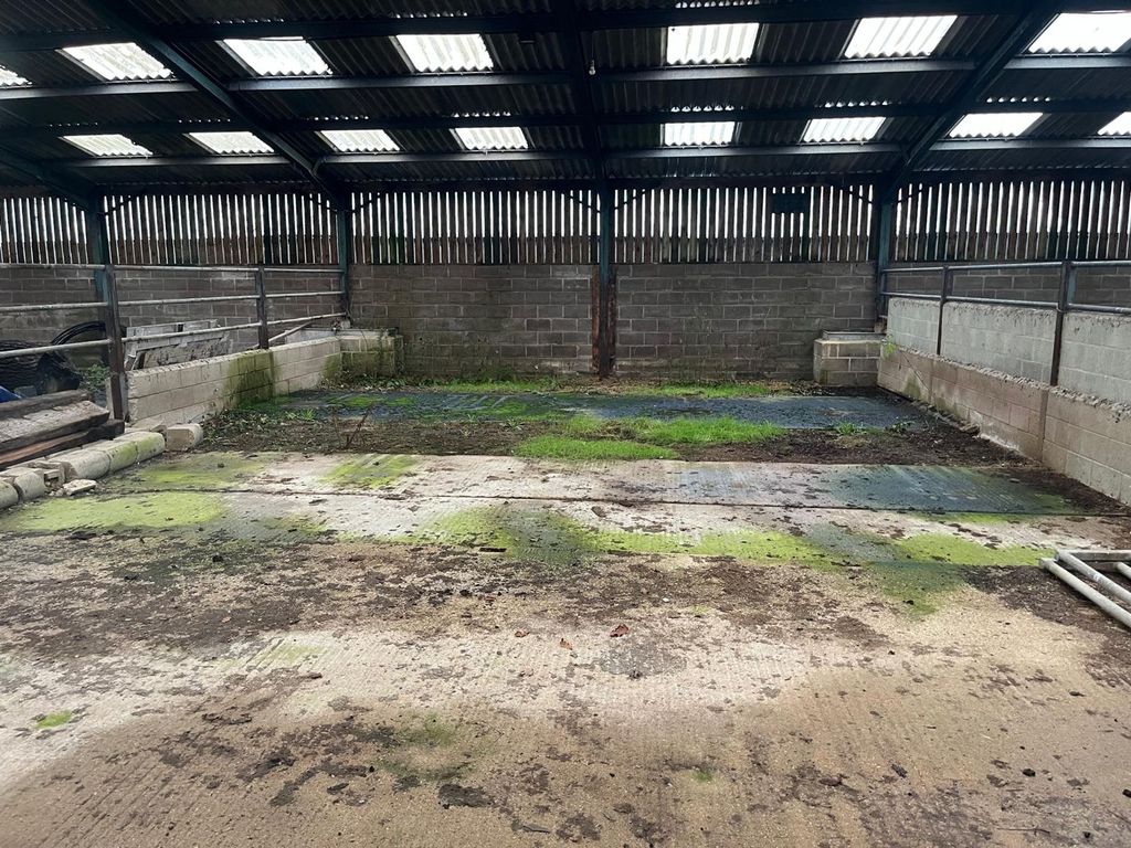 Property photo 3 of 3