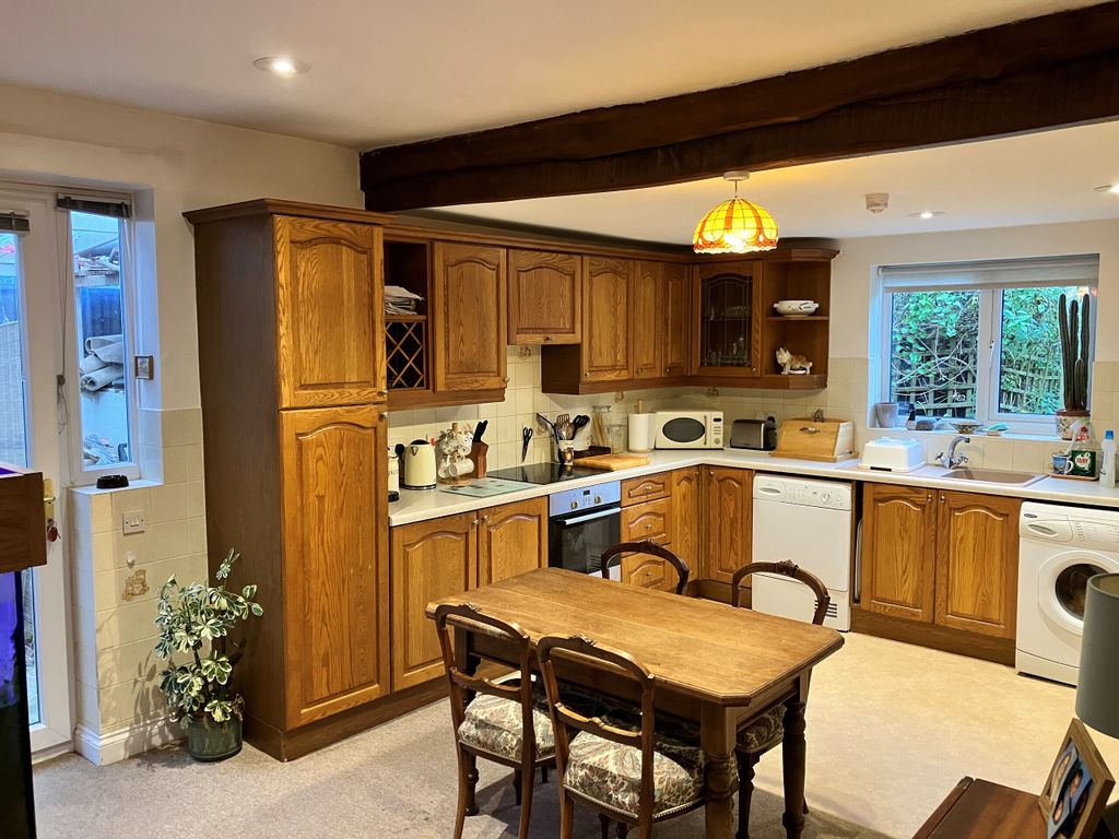 Property photo 2 of 16 Kitchen