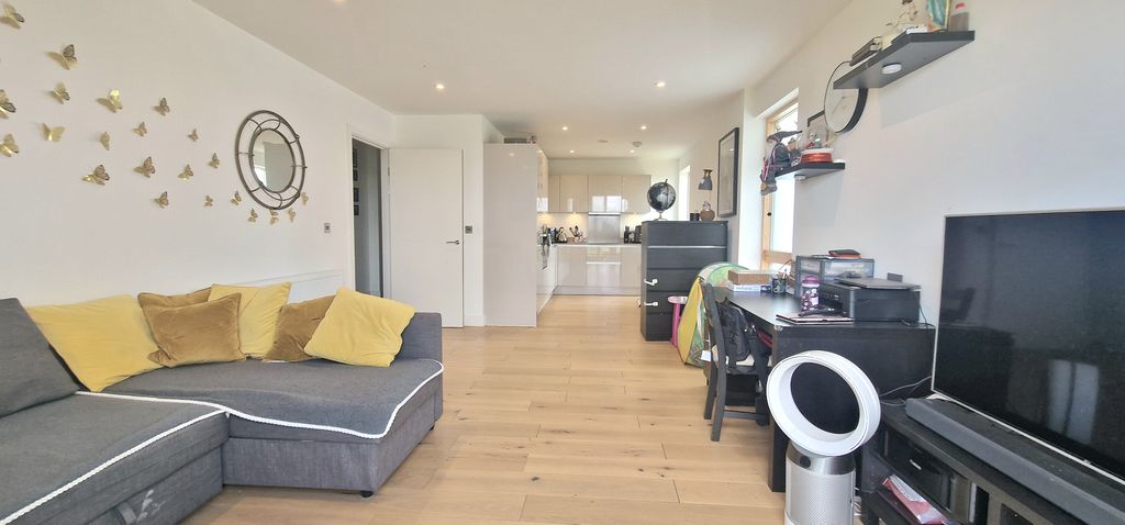 Property photo 2 of 13 Image