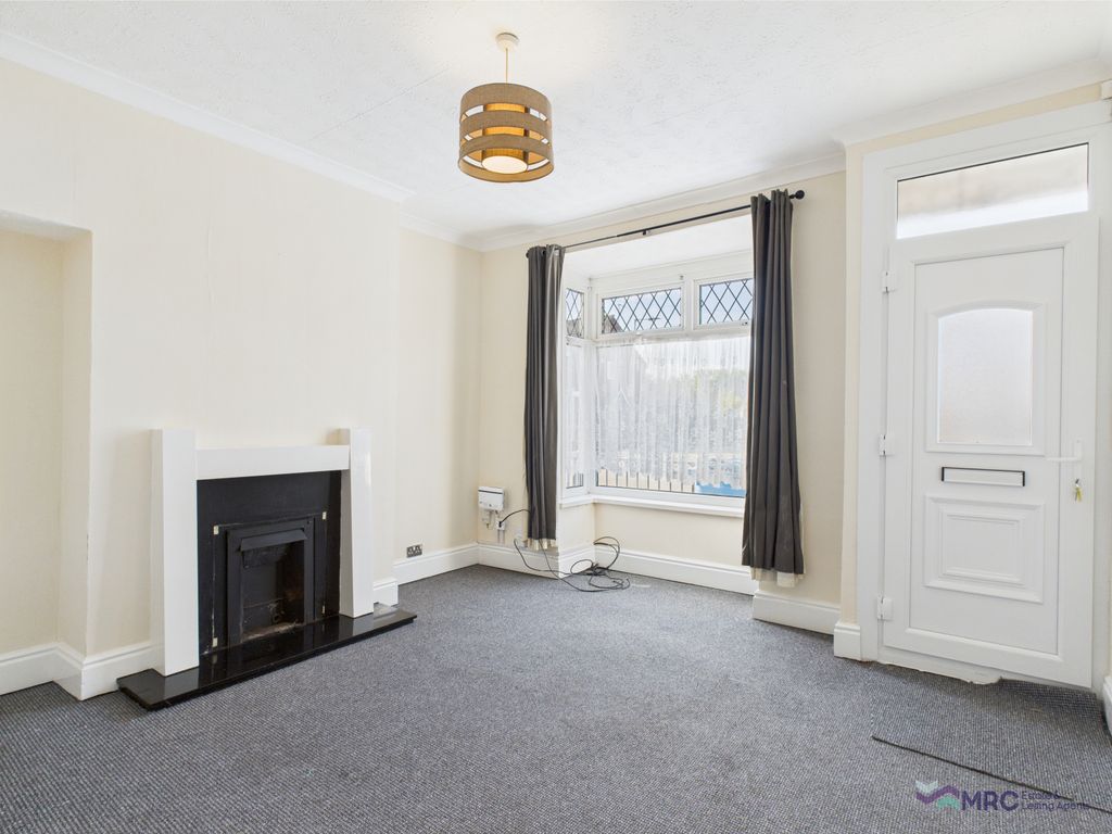 Property photo 2 of 9 Gallery