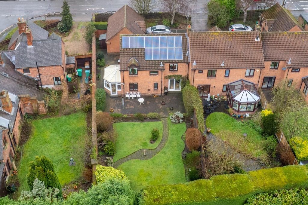 Property photo 2 of 27 Rear Garden