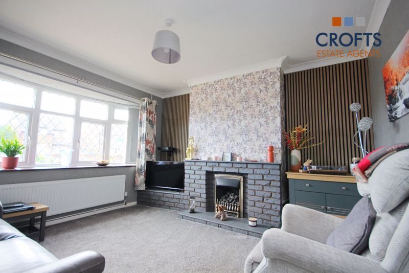 Property photo 2 of 15 Lounge