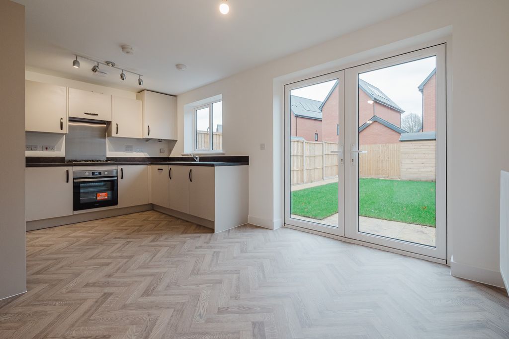 Property photo 1 of 12 Photo