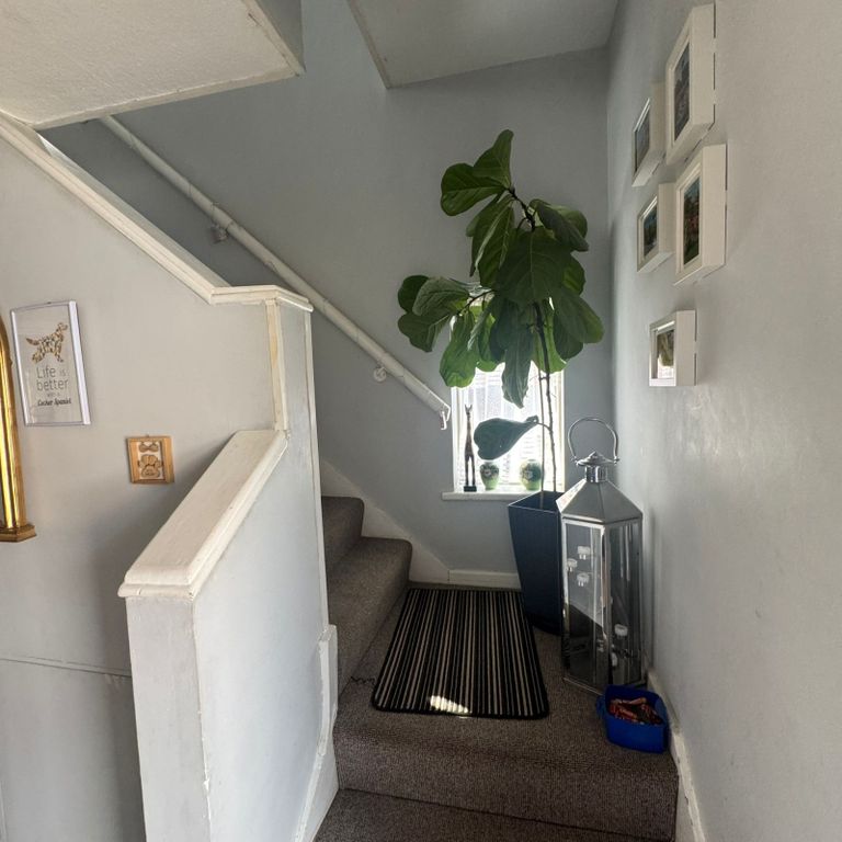 Property photo 3 of 18 Gallery