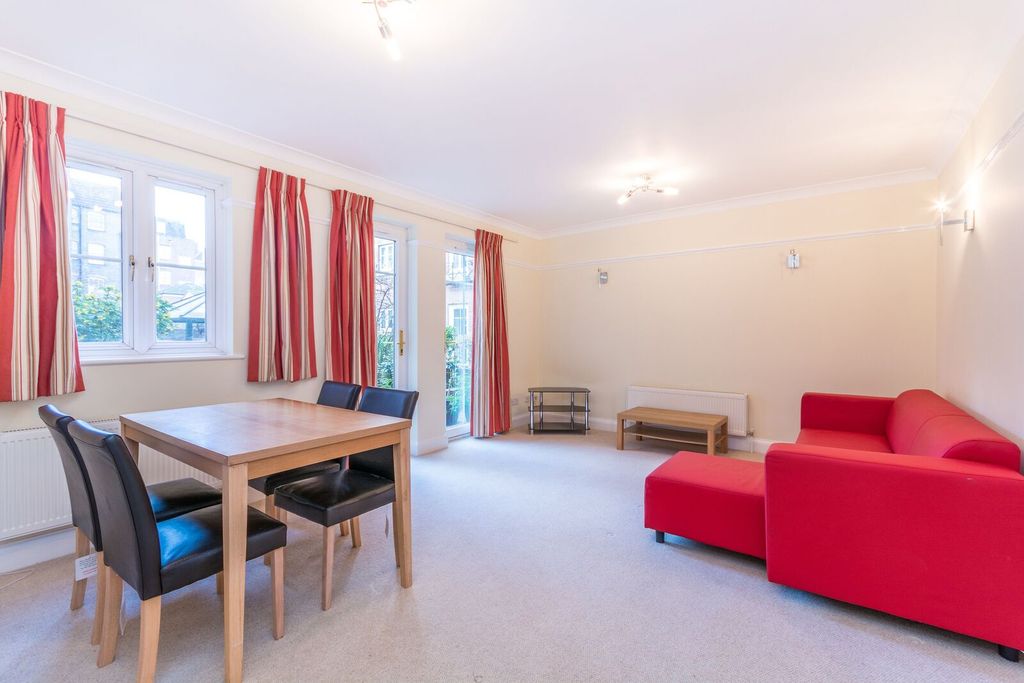 Property photo 1 of 9