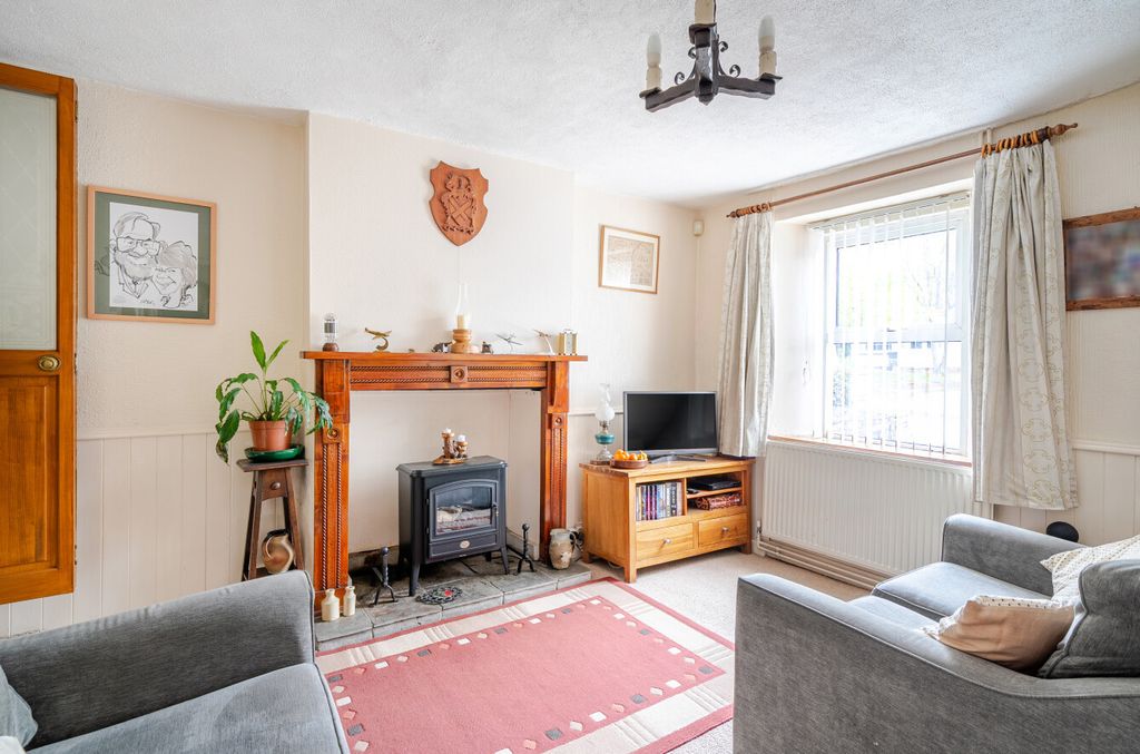 Property photo 2 of 20 1374477-14-6908B1...