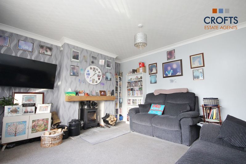 Property photo 3 of 10 Lounge