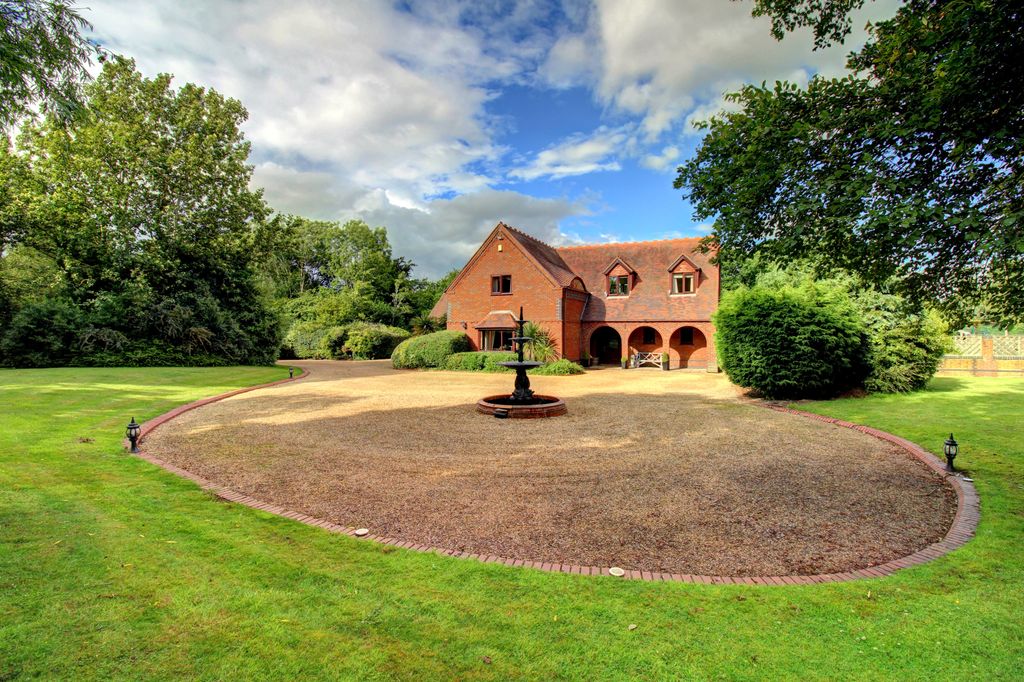 Property photo 3 of 45 Front Elevation (Far)