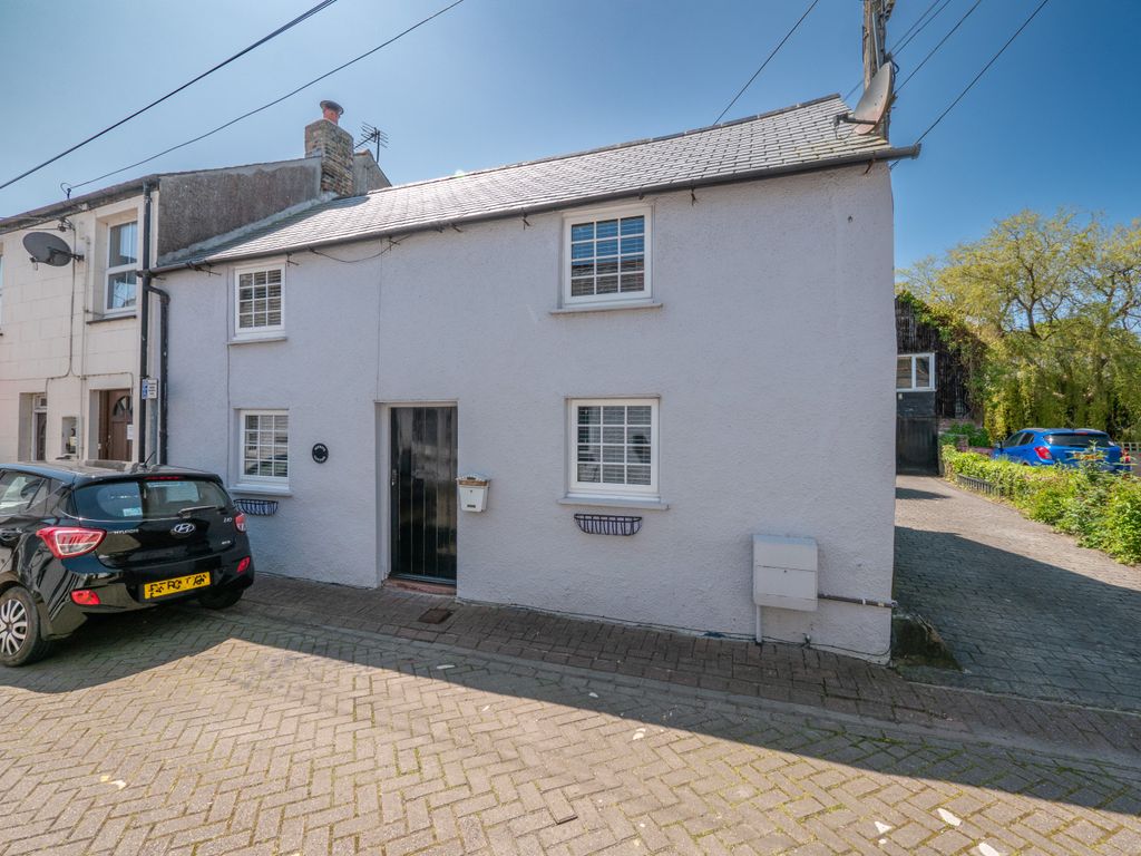 Property photo 1 of 10