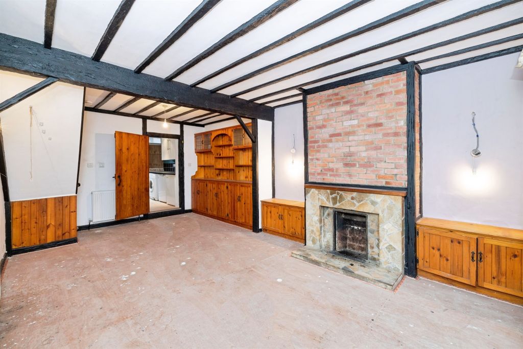 Property photo 2 of 21