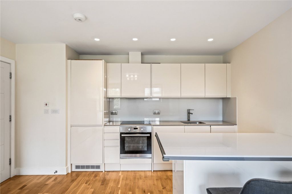 Property photo 3 of 12 Picture No. 09