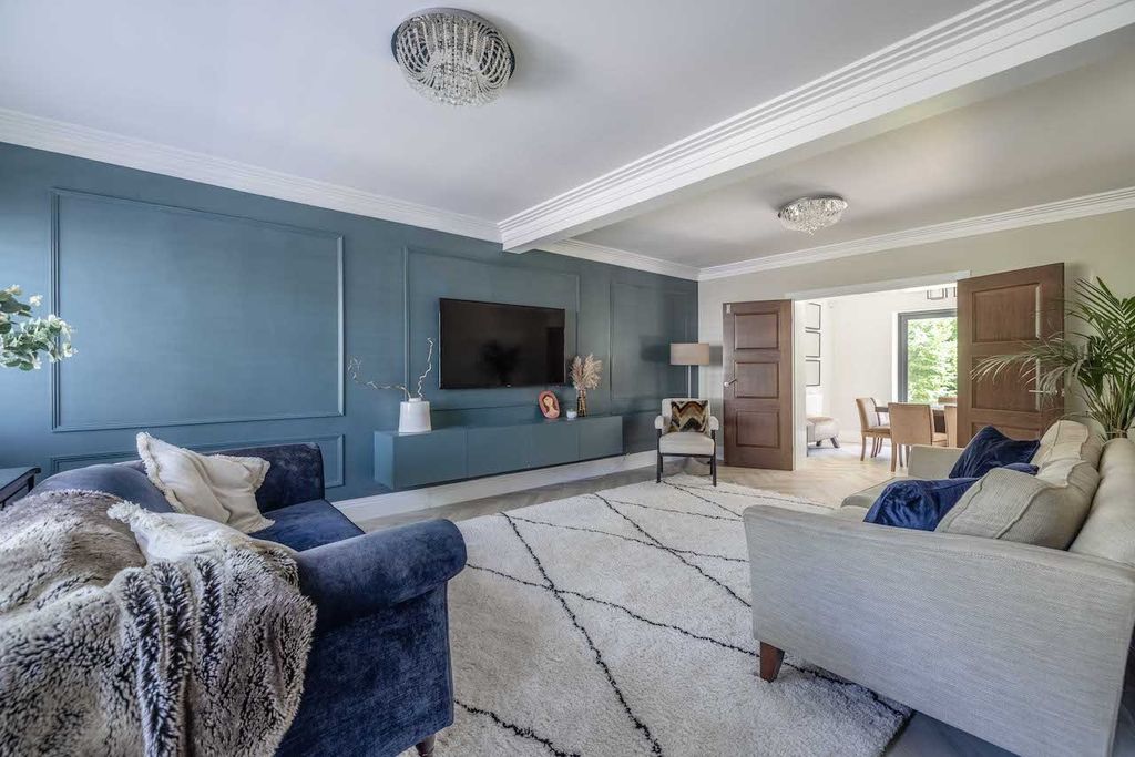 Property photo 3 of 21