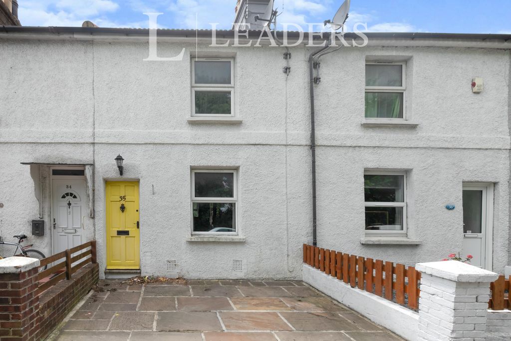 Property photo 1 of 11 External