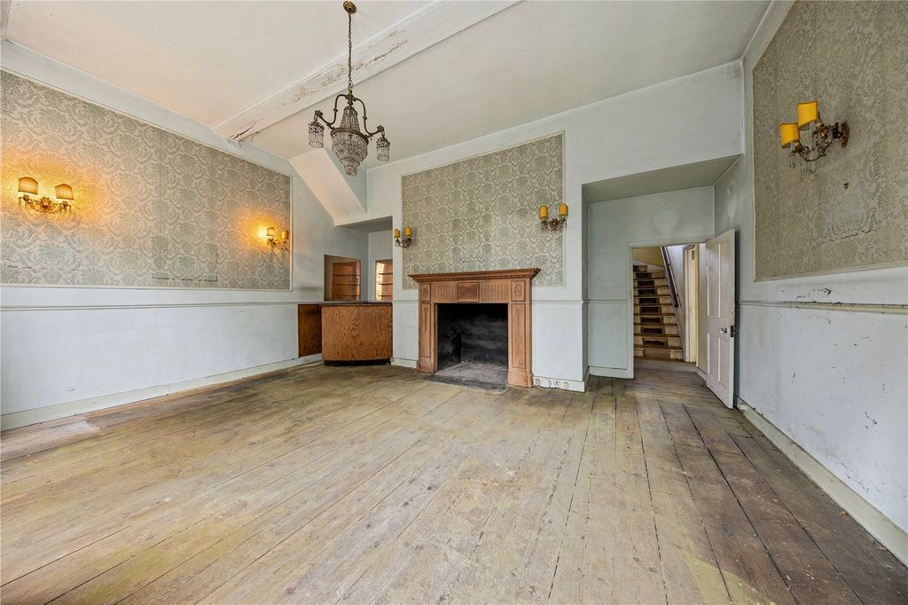 Property photo 3 of 11 Picture No. 02
