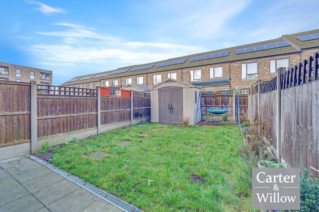 Property photo 2 of 15